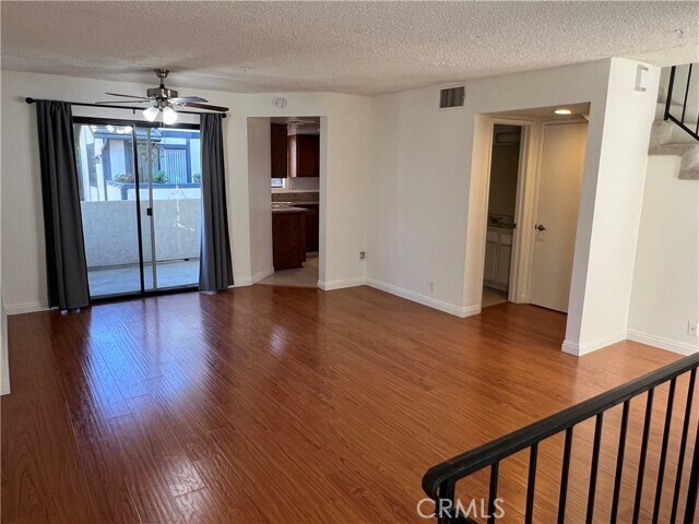 Building Photo - 711 W Duarte Rd