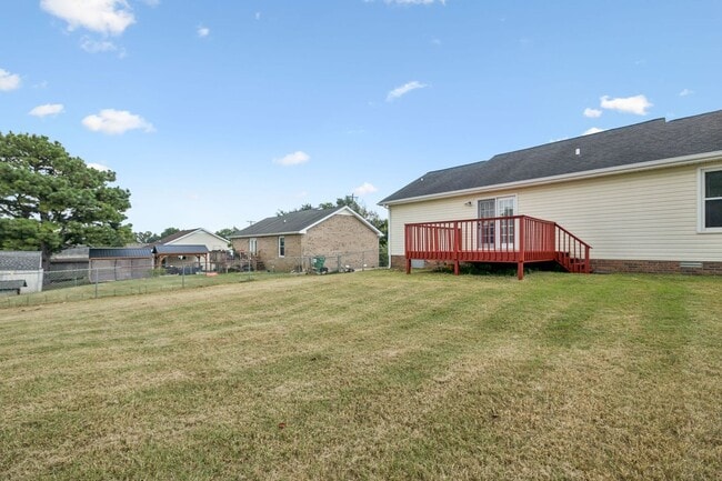 Building Photo - 1073 Bobcat Dr