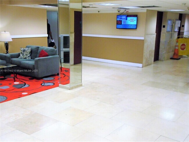 Primary Photo - 4174 Inverrary Dr