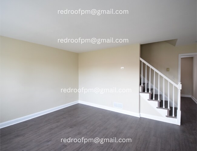 Building Photo - 724 S Woodington Rd