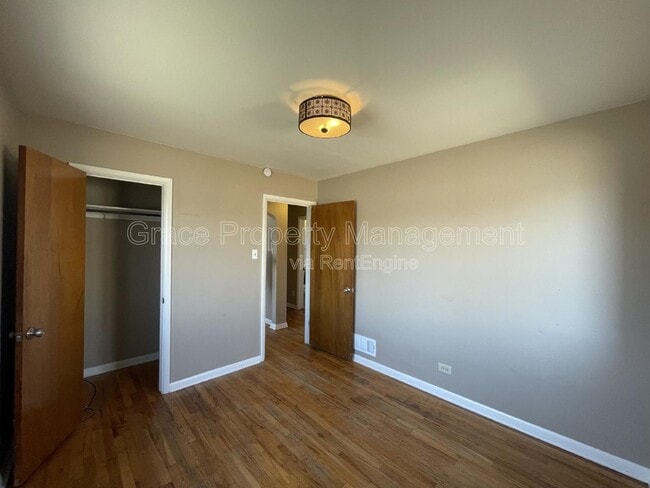 Building Photo - 2955 N Quebec St