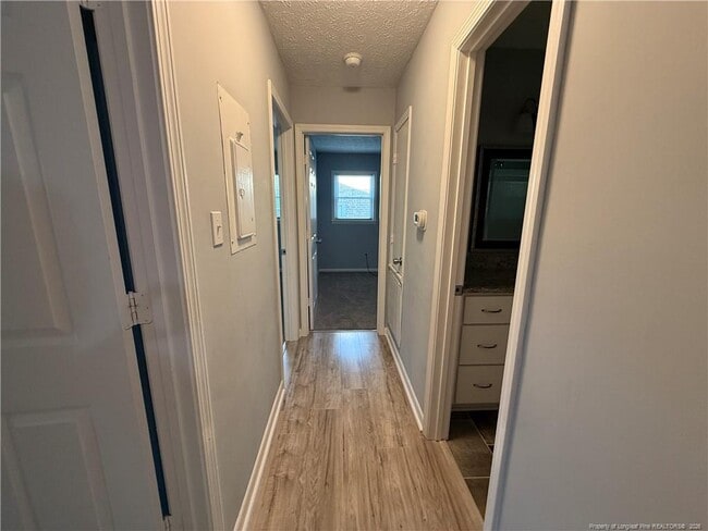 Building Photo - 1611 Diplomat Dr