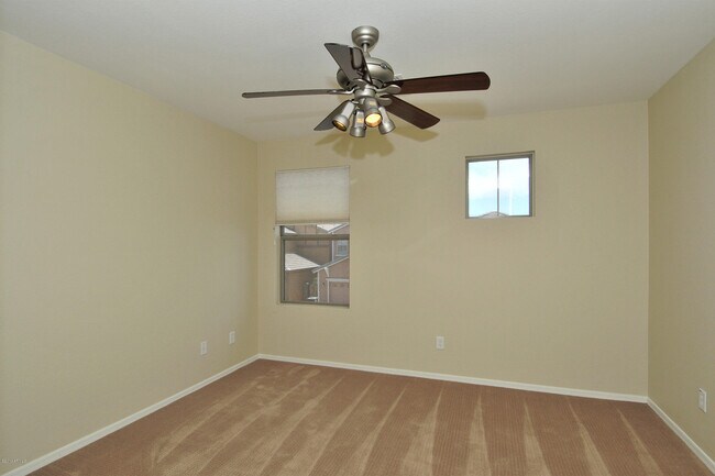 Building Photo - 4351 E Selena Dr