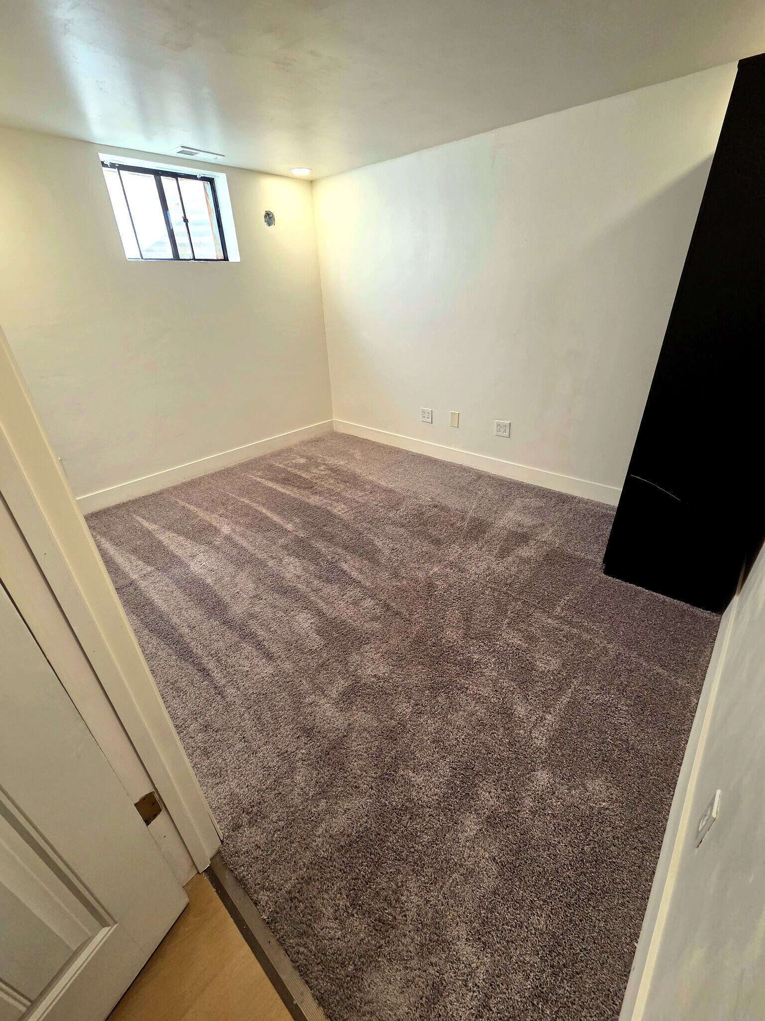 Building Photo - 709 E 600 N