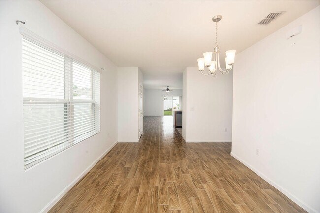 Building Photo - 11434 SW Patterson St