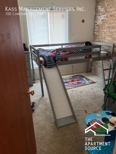 Building Photo - 700 Concord Ln