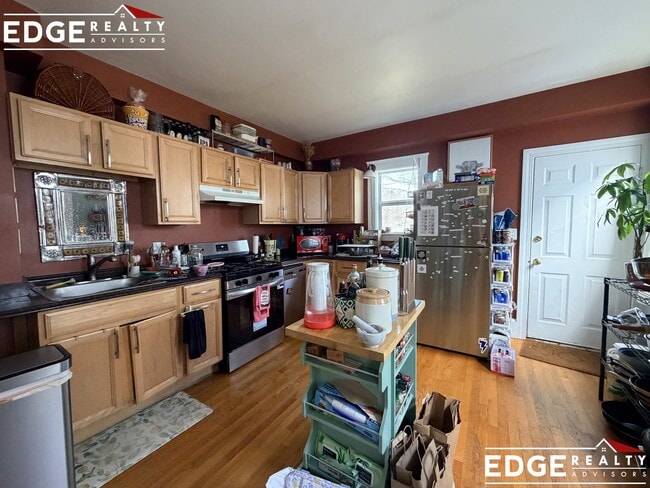 Building Photo - 30 Mt Hope St