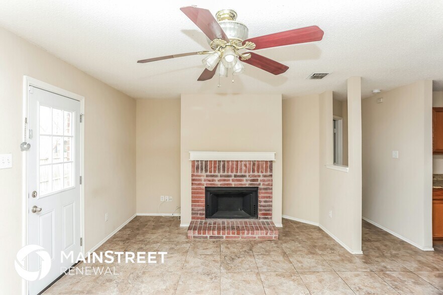 Building Photo - 2721 Meadowlark Dr