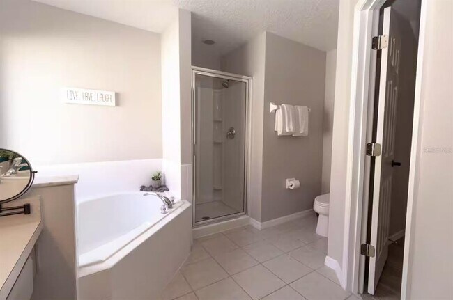 Building Photo - 251 Hypolita Ave