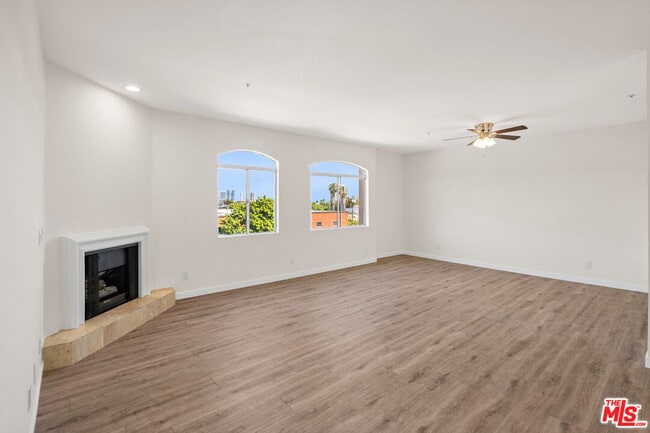 Building Photo - 1255 Federal Ave