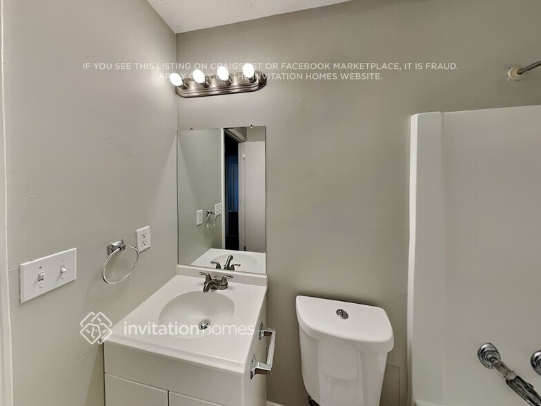 Building Photo - 4036 Cindy Dr