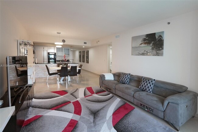 Building Photo - 1830 S Ocean Dr