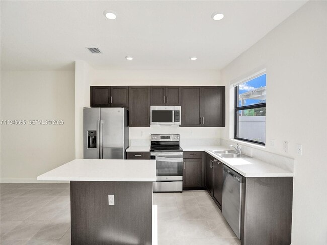 Building Photo - 3436 W 111th Pl