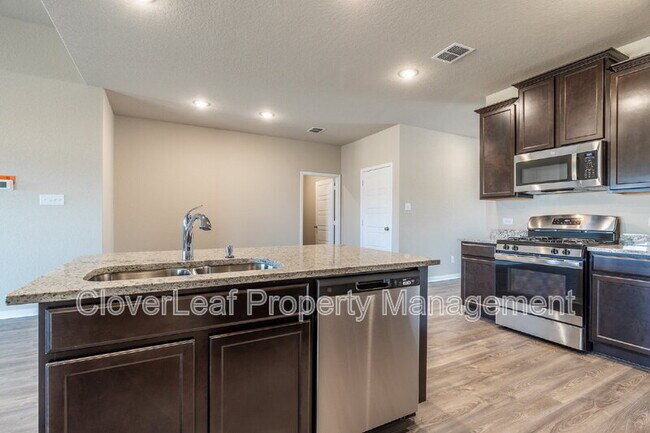 Building Photo - 5023 Topaz Bnd