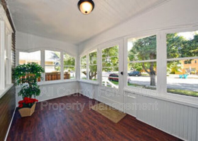 Building Photo - 905 Whedbee St