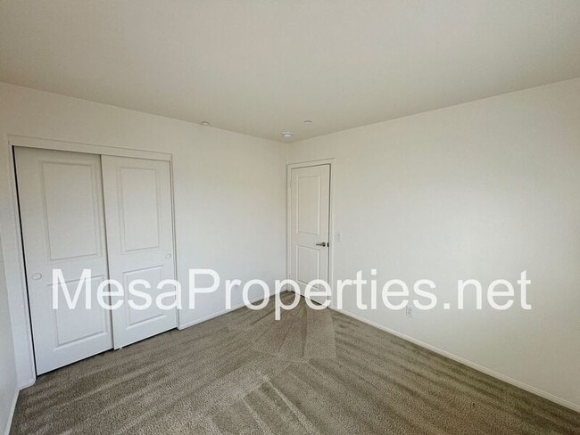 Building Photo - 6966 Madison Ln