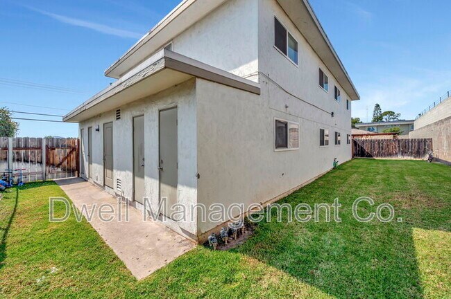 Building Photo - 805 N 3rd St