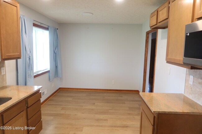 Building Photo - 4618 St Rita Dr