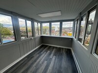 Building Photo - Updated 2 Bed House for Rent!