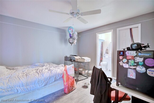 Building Photo - 4706 Mercado Dr