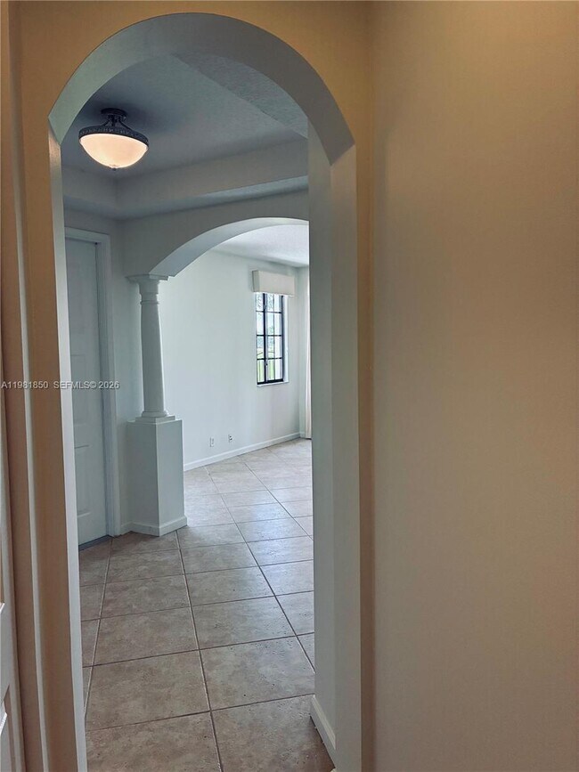 Building Photo - 2757 Center Ct Dr