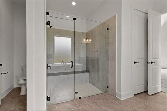 Building Photo - 3025 Oak Crk Ct