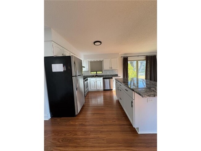 Building Photo - 6024 113th Ave N