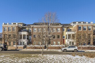 Building Photo - Two Balconies!