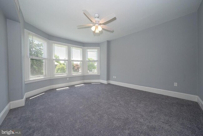 Building Photo - 7350 Ridge Ave