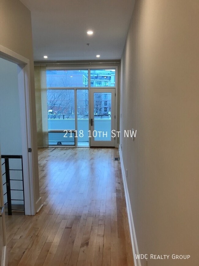 Building Photo - 2118 10th St NW