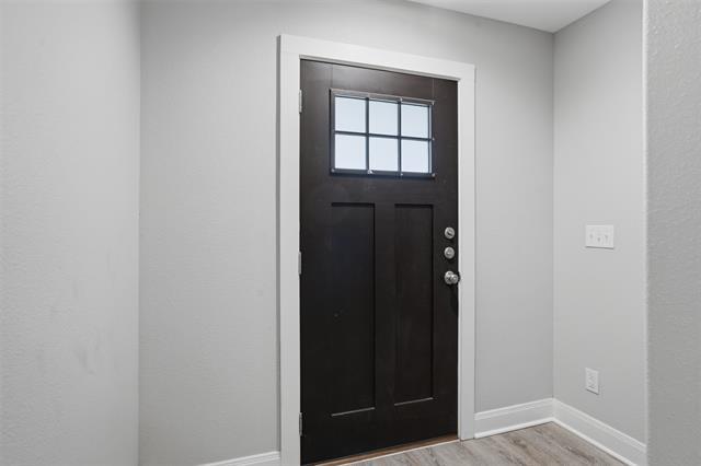 Building Photo - 1022 W Shepherd St