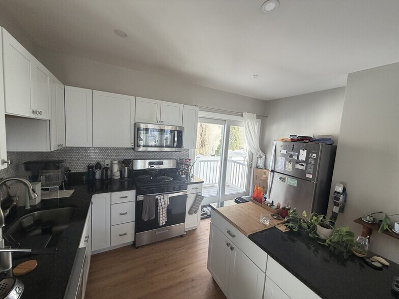 Renovated Kitchen - 28 Adams St