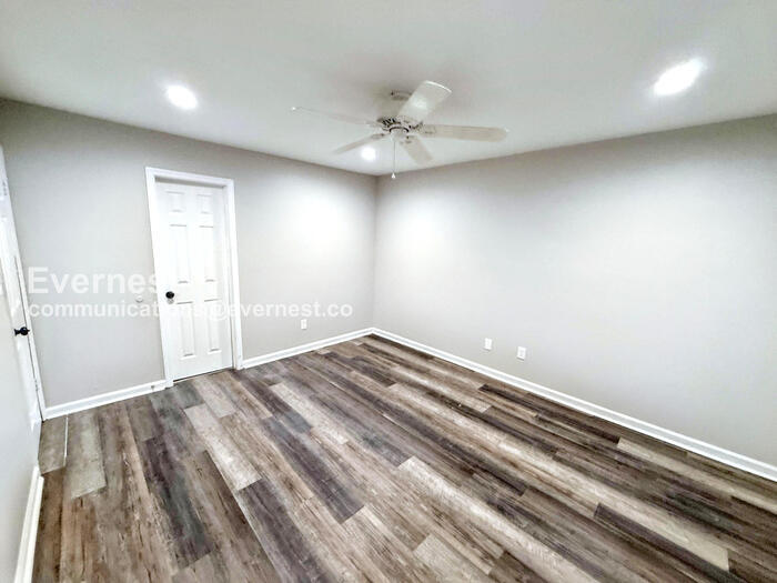 Building Photo - 615 Cahaba Manor Trail