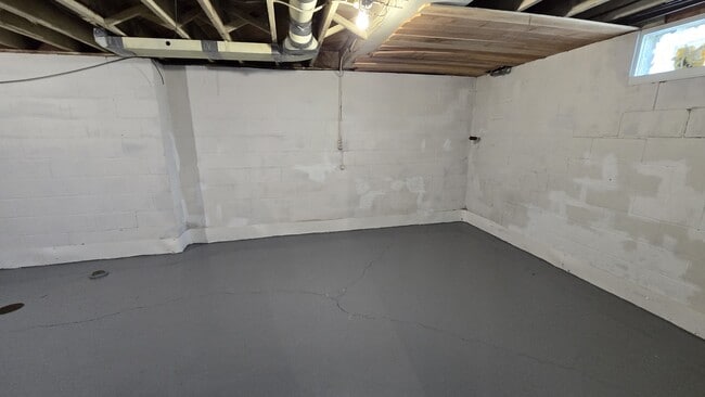 Building Photo - 3109 Beecher Rd