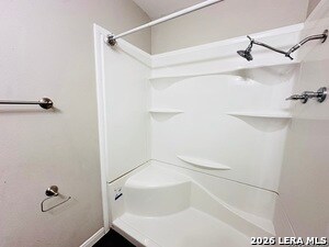 Building Photo - 10806 Lazy Oaks Dr