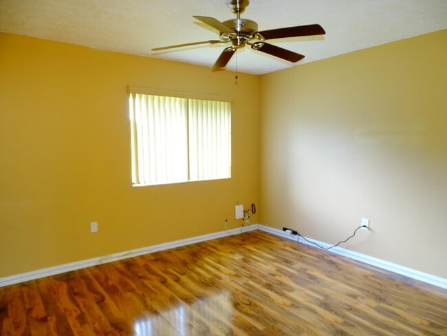 Building Photo - 4813 Esedra Ct
