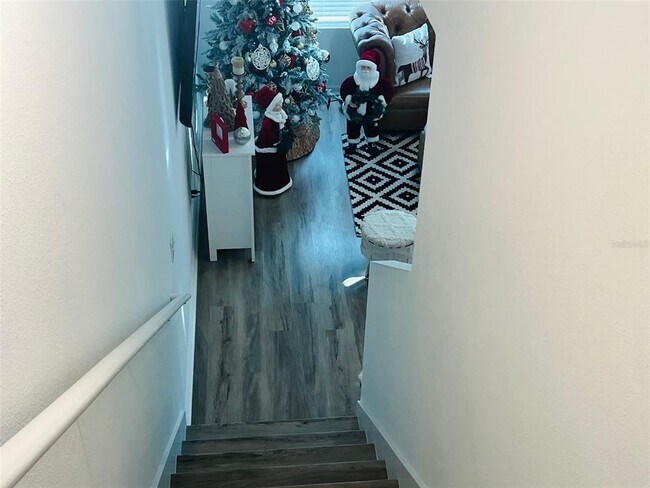 Building Photo - 2149 Treasure Hill St