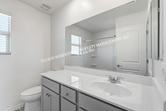 Building Photo - 7842 S New Strike Way