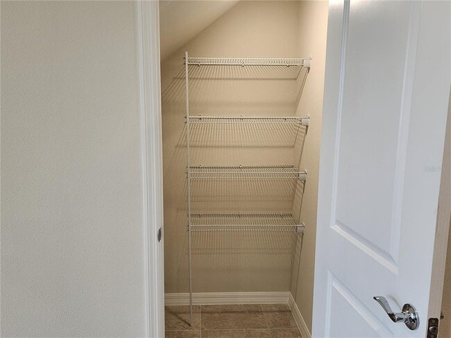 Building Photo - 16258 Merry Aly