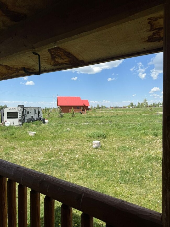 Building Photo - Beautiful Cabin in Victor