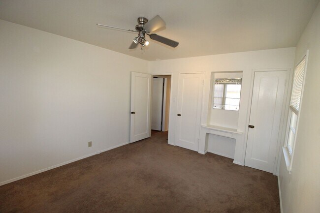 Building Photo - Charming Midtown Ventura Home- 3 Bedroom + 1.75 Bath