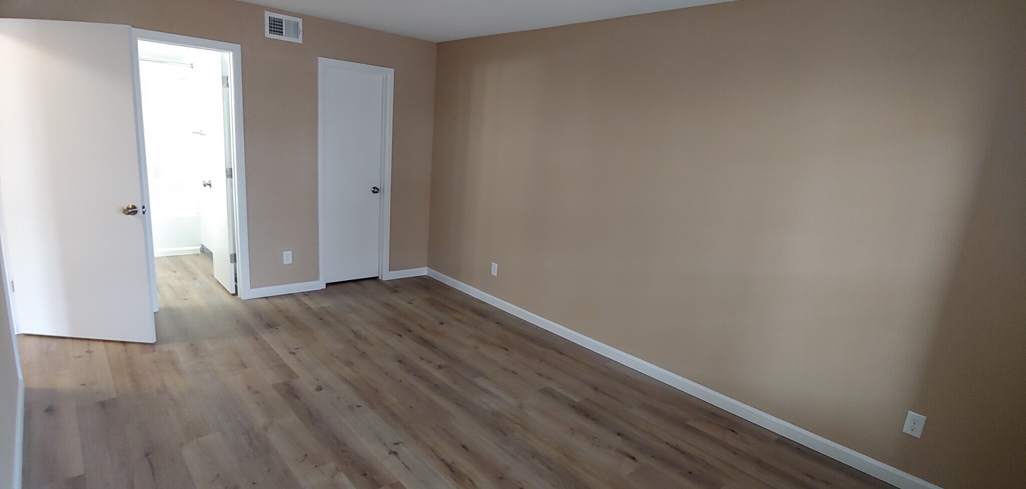 Building Photo - 18404 E Kepner Pl