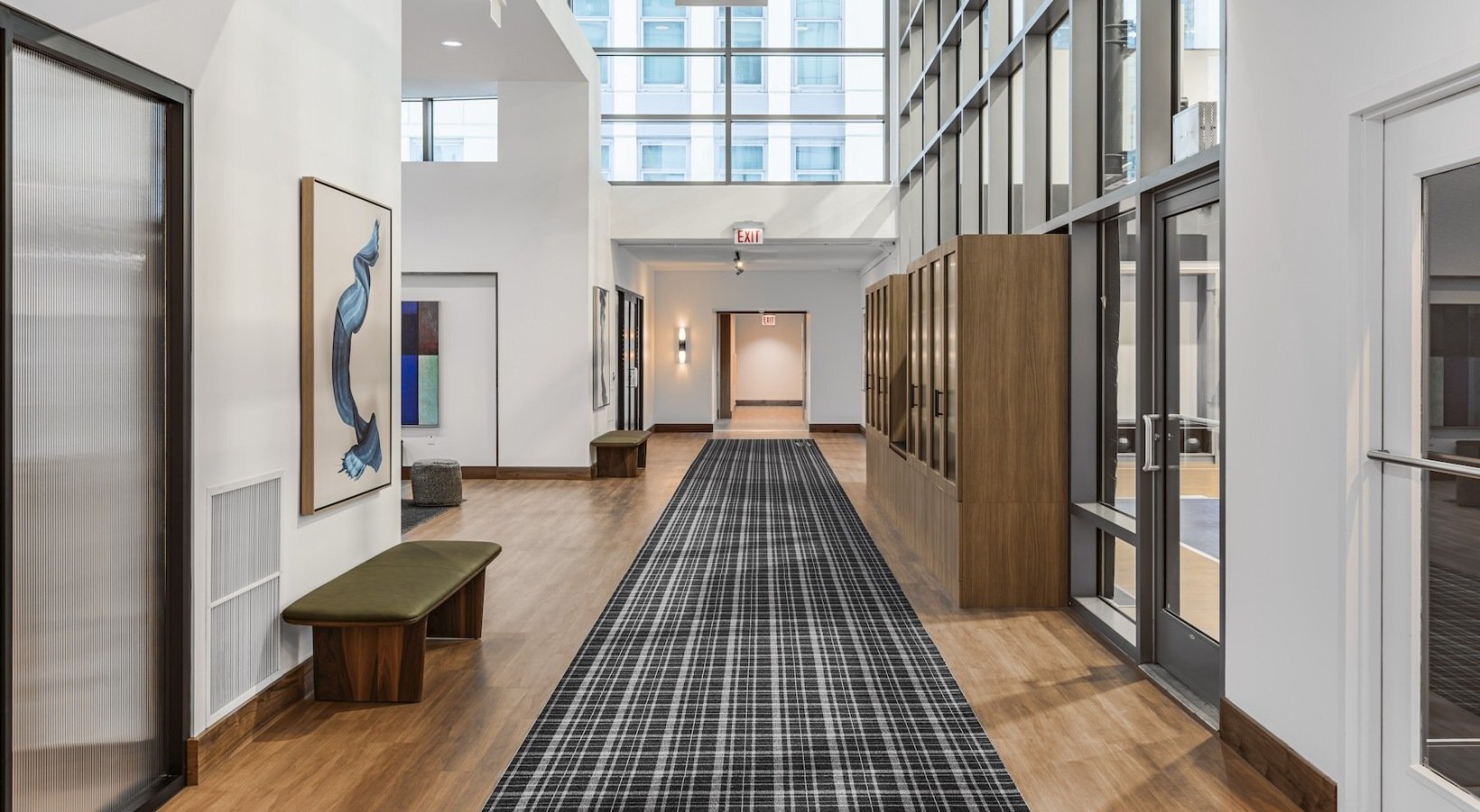 Building Photo - 555 W Kinzie St