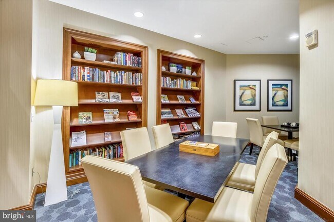 Building Photo - 2720 S Arlington Mill Dr
