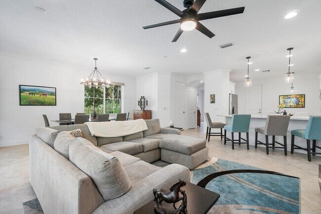 Building Photo - 119 Crape Myrtle Ln