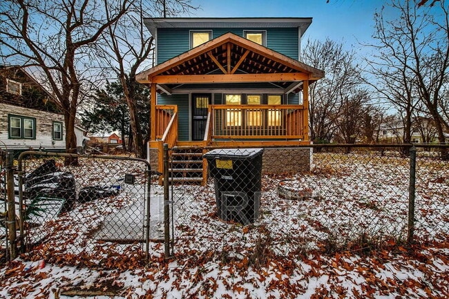 Building Photo - 15906 Alden St