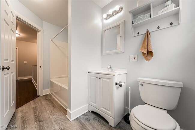 Building Photo - 11204 Clifton Blvd