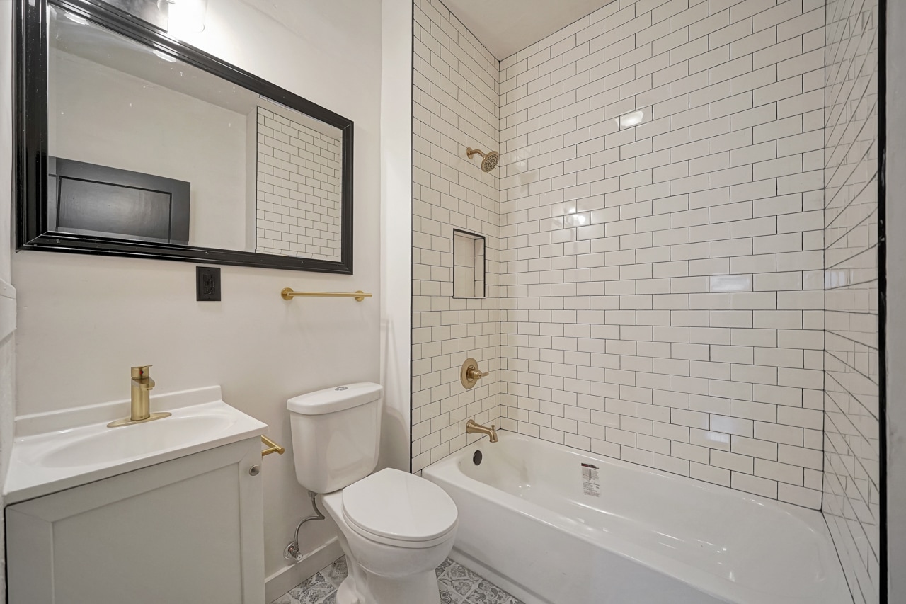 Building Photo - 3940 J St