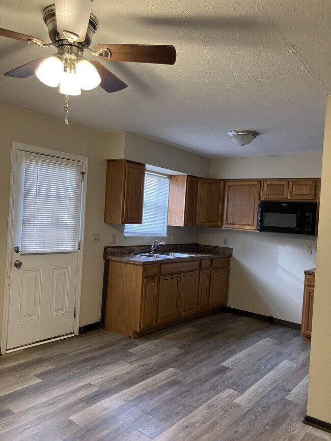 2122 W Possum Rd 2122 W Possum Rd Springfield OH 45506 Apartment Finder