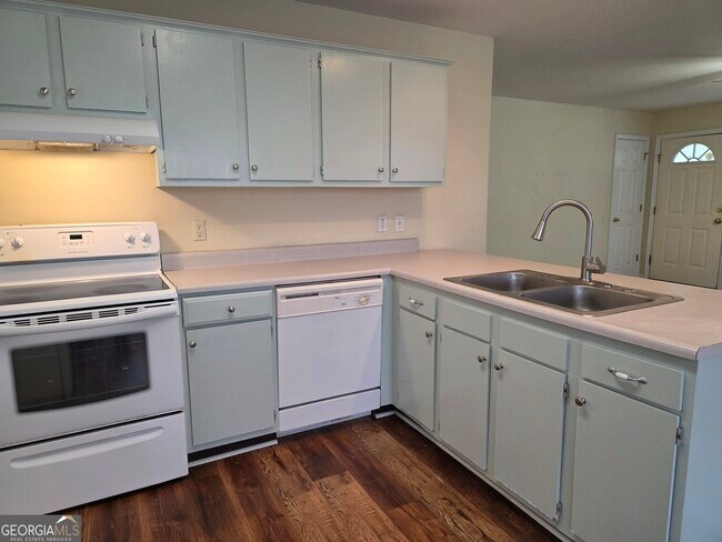 Building Photo - 1213 Exley Dr